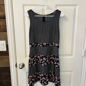 Doe & Rae Navy Floral Sundress, Size Large